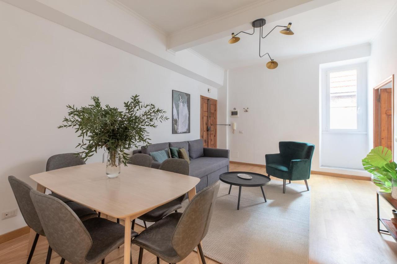 Iflat Spanish Steps Elegant Apartment Rome Bagian luar foto