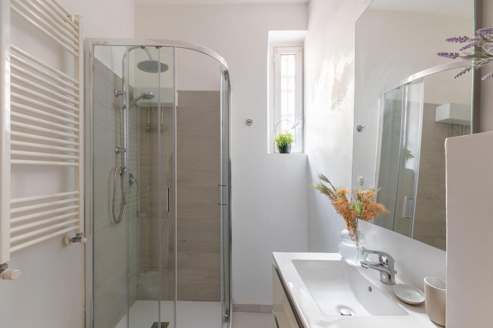 Iflat Spanish Steps Elegant Apartment Rome Bagian luar foto